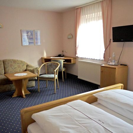 Hotel Ebner Бад-Кёнигсхофен-им-Грабфельд Экстерьер фото