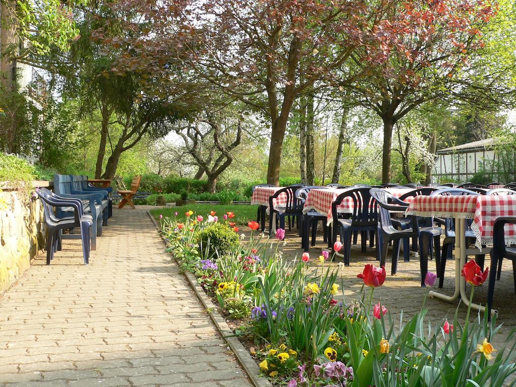 Hotel Ebner Бад-Кёнигсхофен-им-Грабфельд Экстерьер фото
