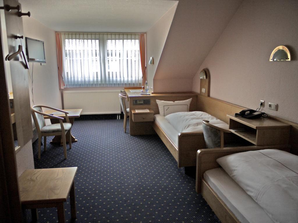 Hotel Ebner Бад-Кёнигсхофен-им-Грабфельд Номер фото